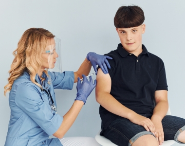 Co způsobuje lidský papilomavirus? Proč očkovat i chlapce?